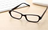 Dofinansowanie zakupu okularów dla zleceniobiorcy