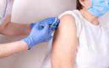 Zwolnienie pracownika za brak szczepienia na COVID-19 - czy możliwe?