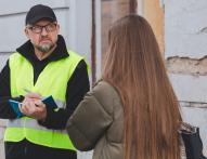 Wezwanie do sądu a usprawiedliwiona nieobecność w pracy - jak to rozliczyć?