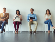 Jaka jest różnica między bezrobotnym a poszukującym pracy?