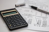 Refakturowanie a podatek VAT