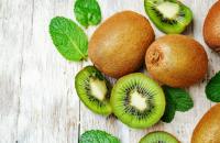Kiwi - dlaczego warto wzbogacić nim dietę?