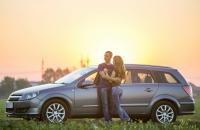 Sprzedaż samochodu należącego do współmałżonków – kto ma przychód?