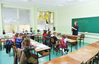 Obowiązek szkolny w Polsce. Jakie zmiany planuje resort edukacji?