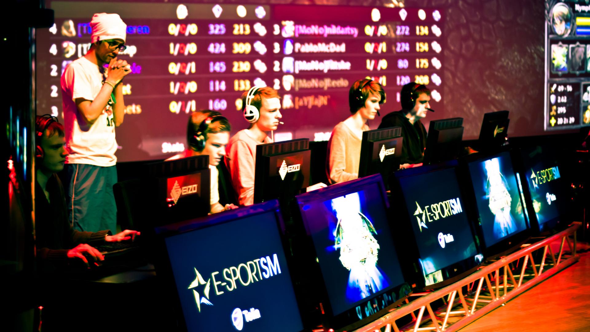 E-sport , czyli czym jest sport elektroniczny?