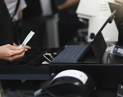 Kasa fiskalna przy sprzedaży nieruchomości - kiedy jest obowiązkowa?