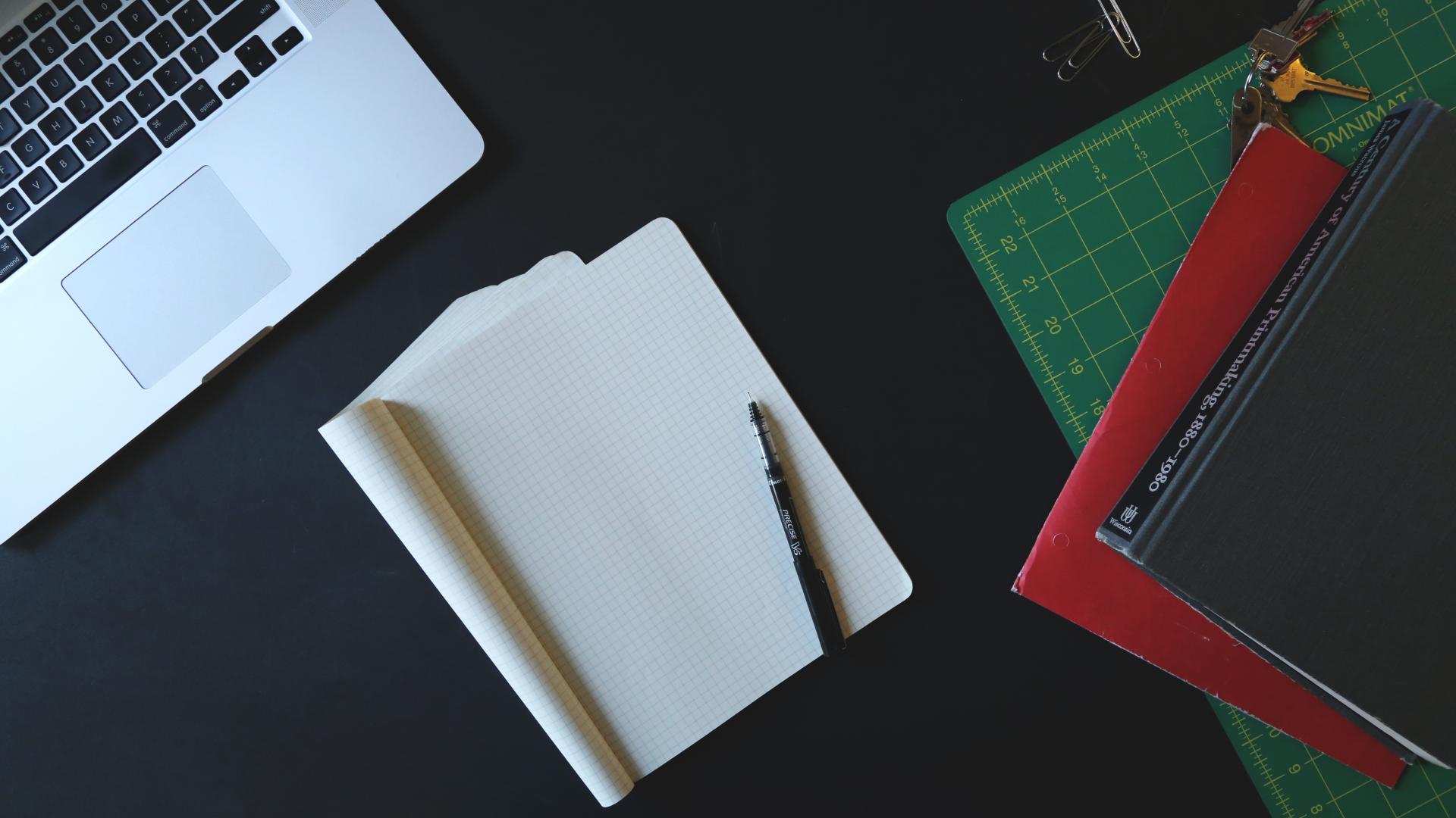 Dywiz, półpauza czy pauza? Sprawdź różnicę