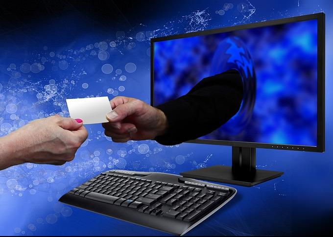 Prawo do przenoszenia danych osobowych a obowiązki administratorów