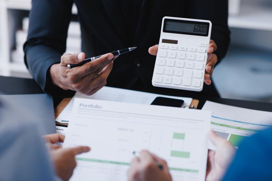 Czy żona ma prawo do firmy męża? Sprawdź, co mówią przepisy