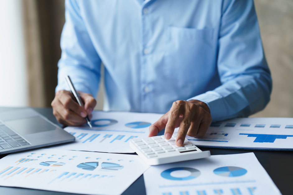 Kiedy trzeba mieć NIP, a kiedy wystarczy numer PESEL?