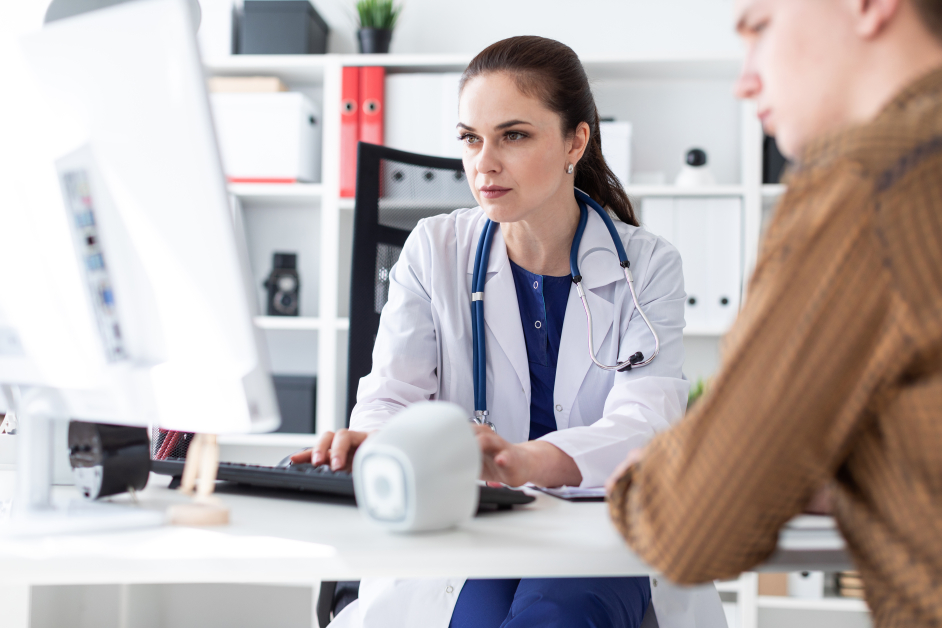 Prawo pacjenta do informacji – kiedy szpital ponosi odpowiedzialność?