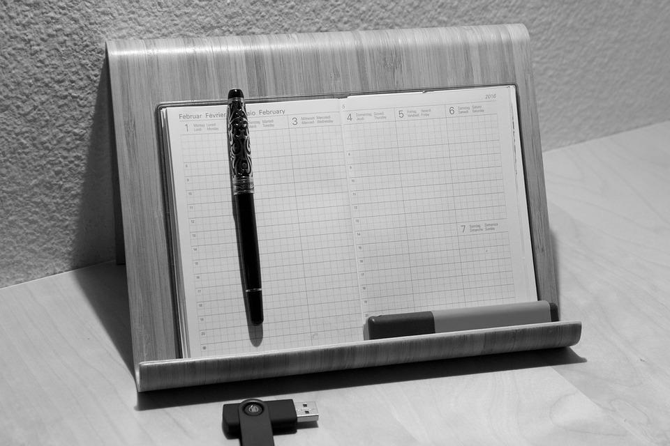 Jakie informacje należy zgłosić do KRS podczas prowadzenia firmy?