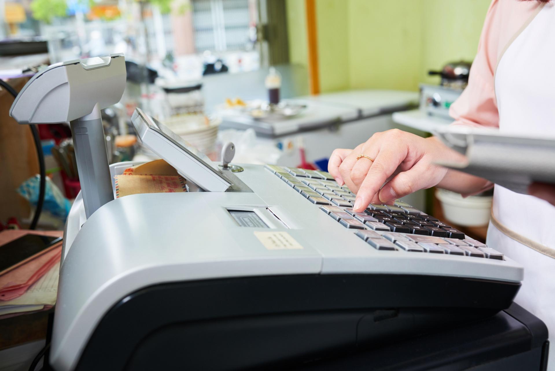 Przedłużenie terminu na zakup kas online dla branży gastronomicznej i restauracyjnej – jak skorzystać?