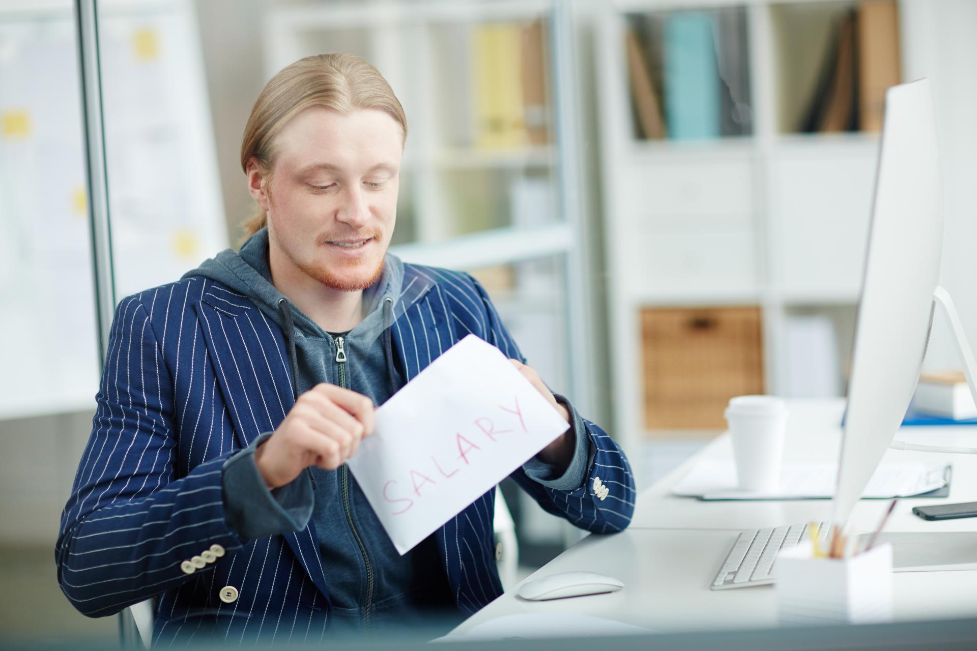 Czy firma może wprowadzić transparentny system wynagrodzeń?