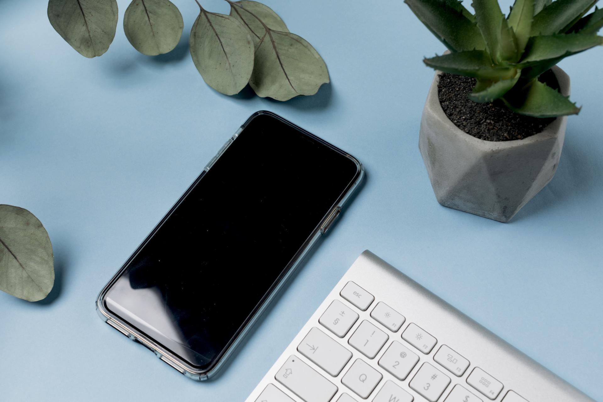 Podatek od telefonów – dla kogo korzystny?