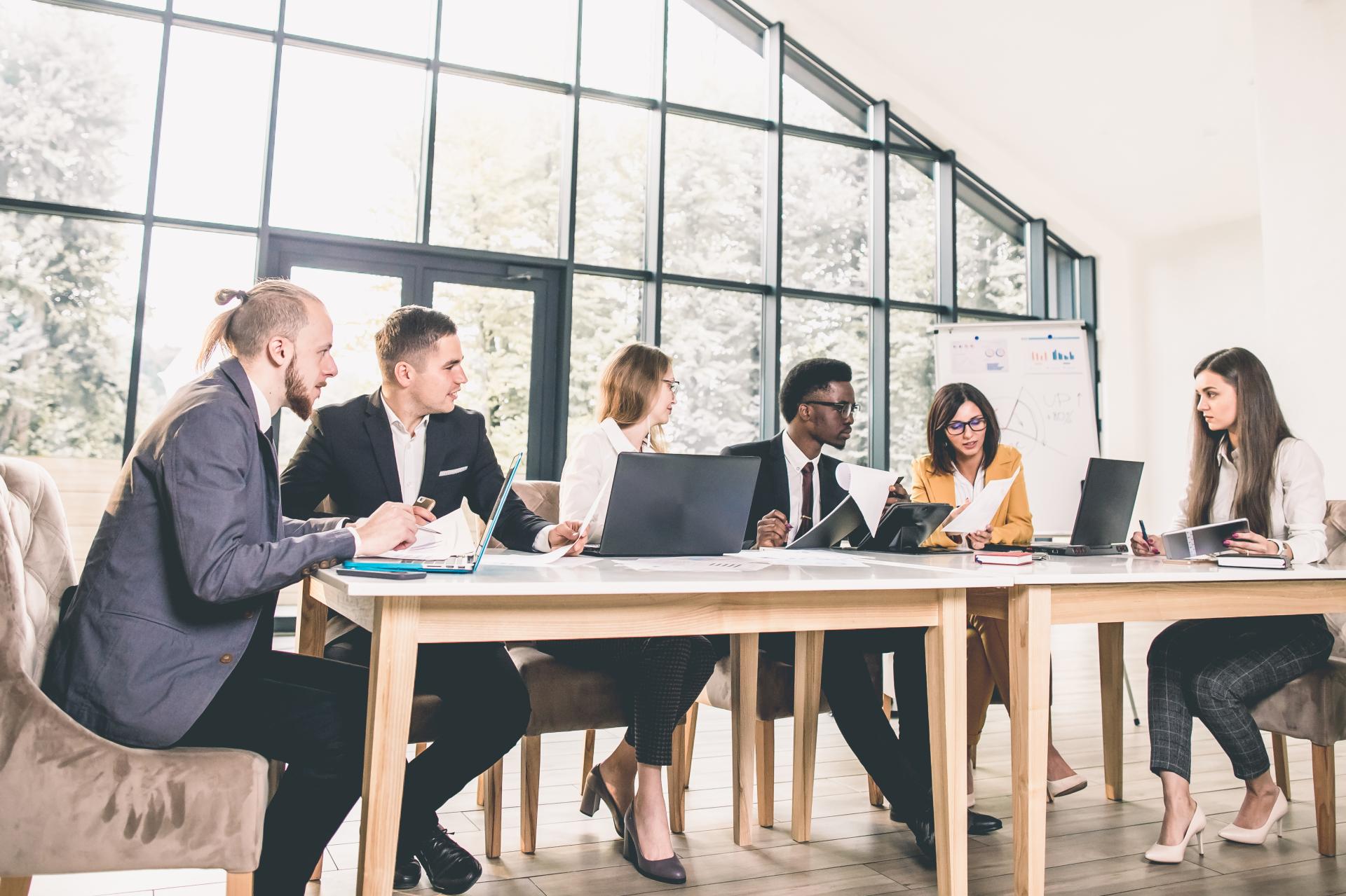 Sprzedaż udziałów poniżej wartości nominalnej – skutki w PIT