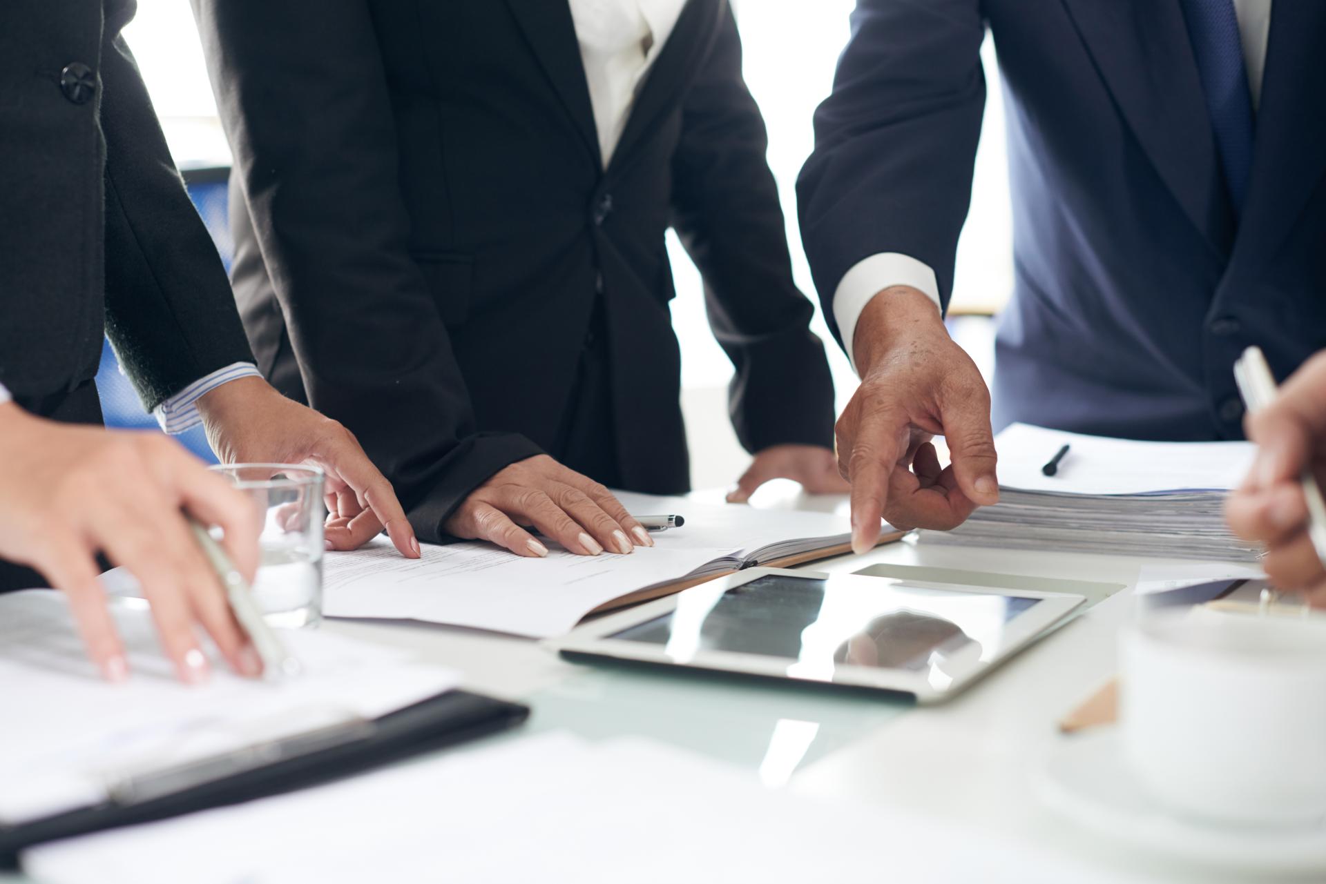 Pozew o zapłatę w postępowaniu gospodarczym – o czym należy pamiętać?