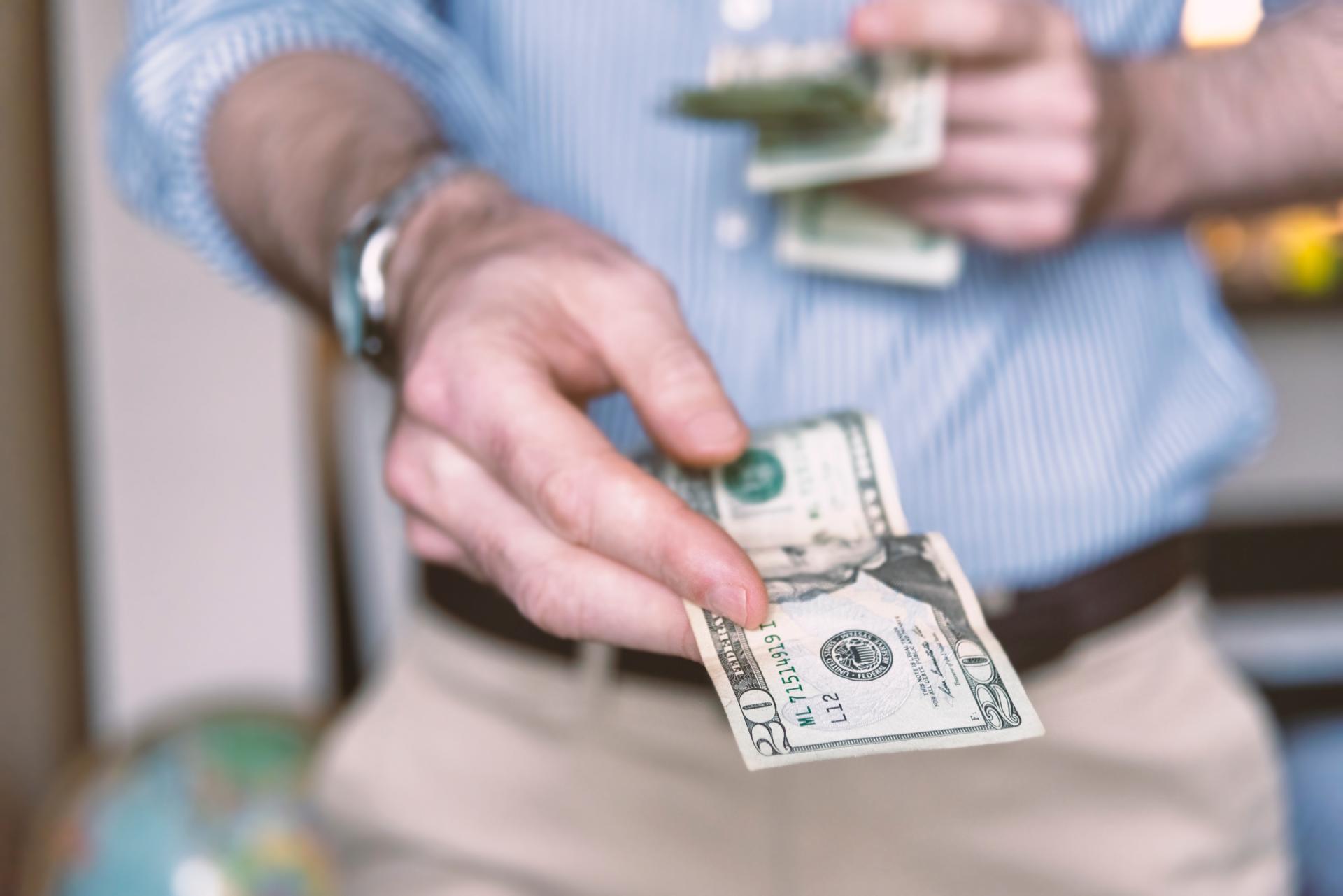 Odmowa przyjęcia płatności gotówką przez sprzedawcę