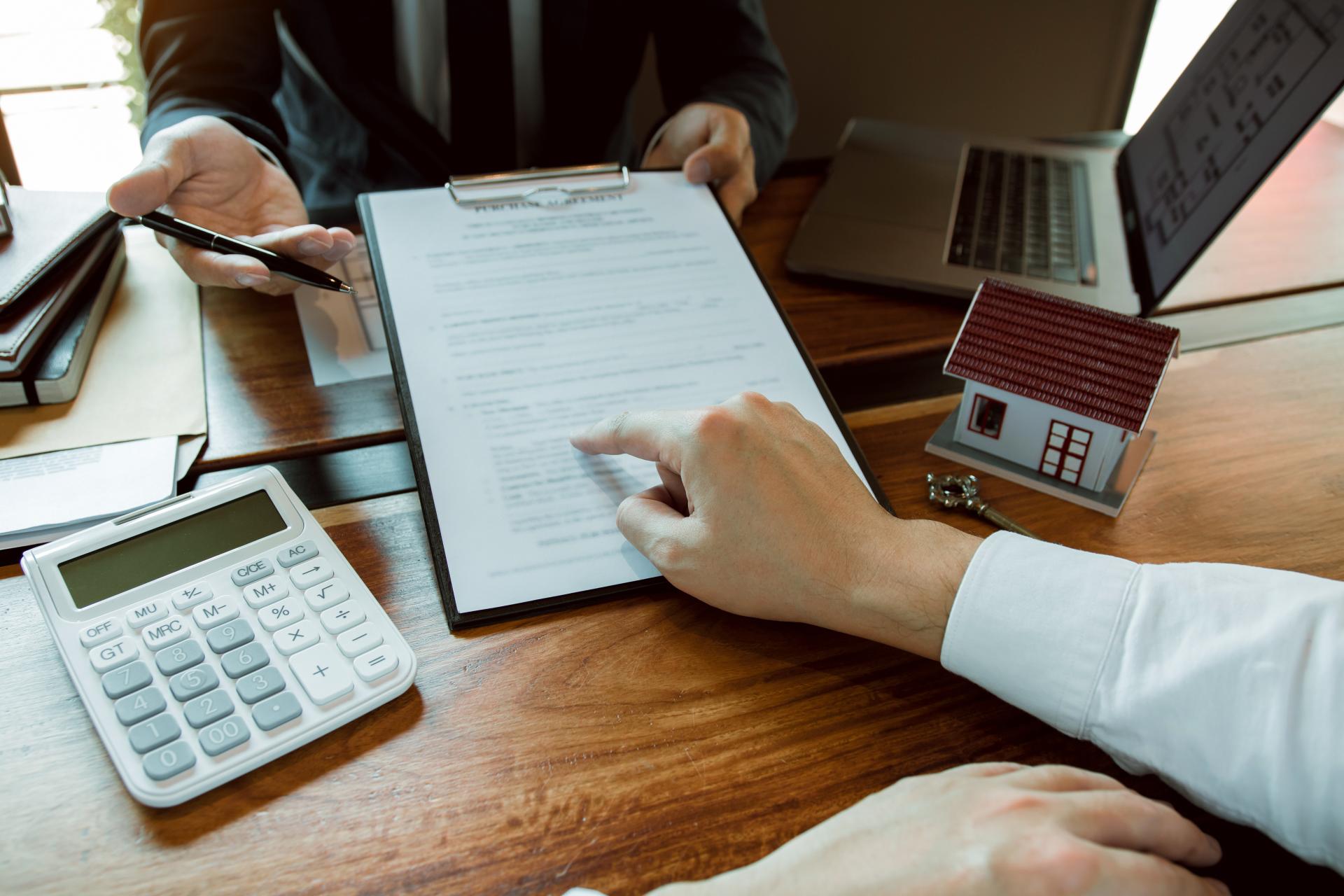 Prospekt informacyjny – jaką odgrywa rolę w przedsięwzięciu deweloperskim?