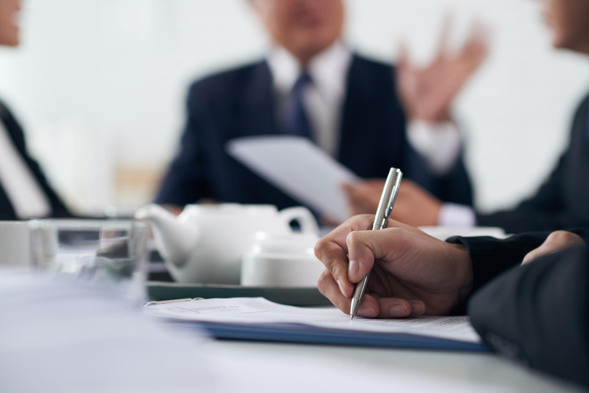 Odmowa wpuszczenia kontrolujących na teren firmy - skutki podatkowe