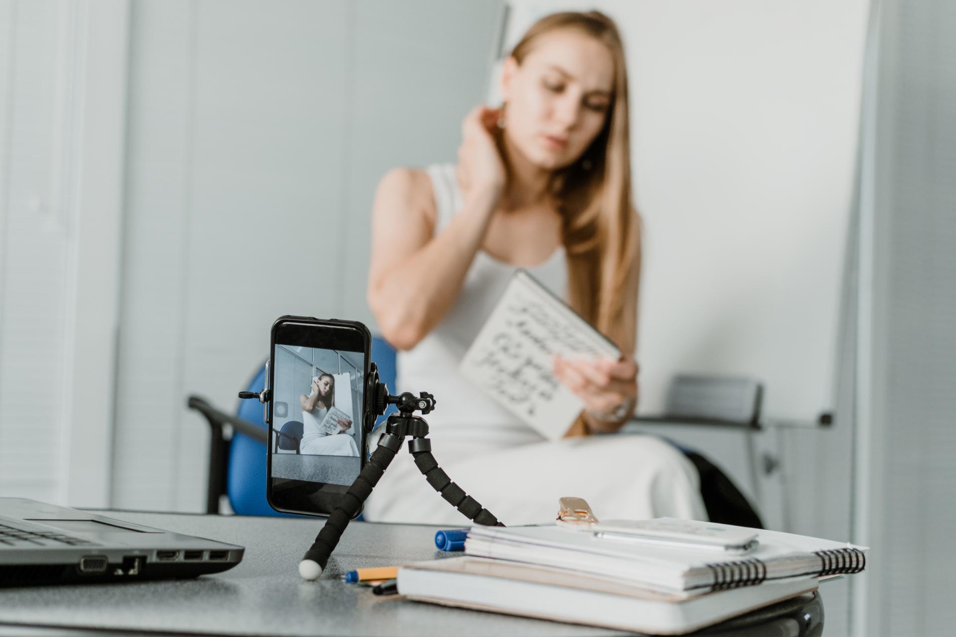 Dobrowolne wpłaty dla blogera na gruncie VAT