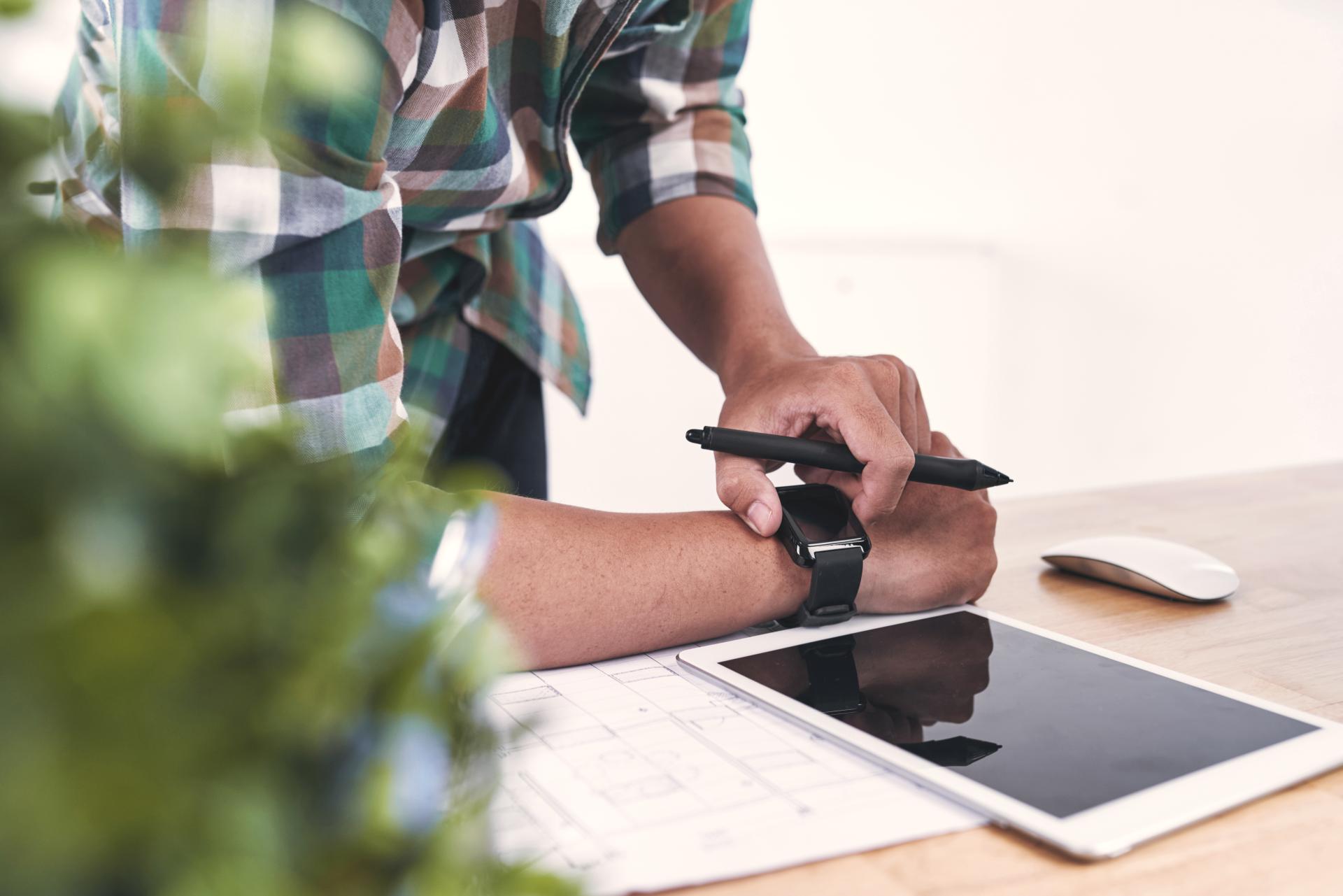 Czas pracy — zaliczanie okresów niewykonywania pracy lub pracy innej niż podstawowa