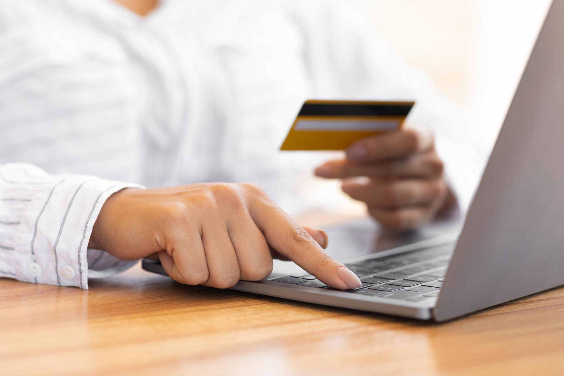 Nieautoryzowane transakcje – jak chronić swoją firmę?