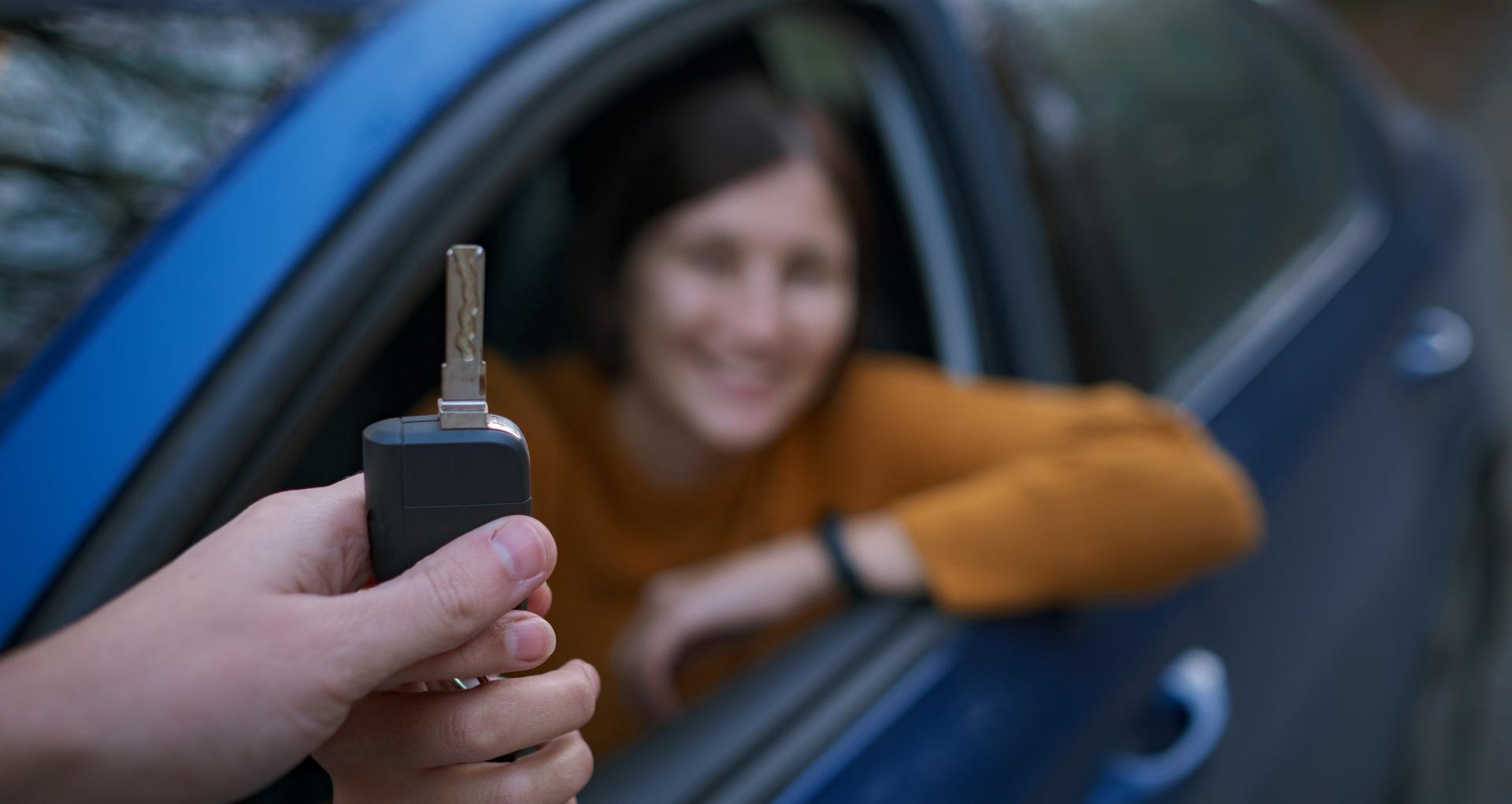 Udostępnienie pojazdu firmowego pracownikowi na gruncie podatku VAT