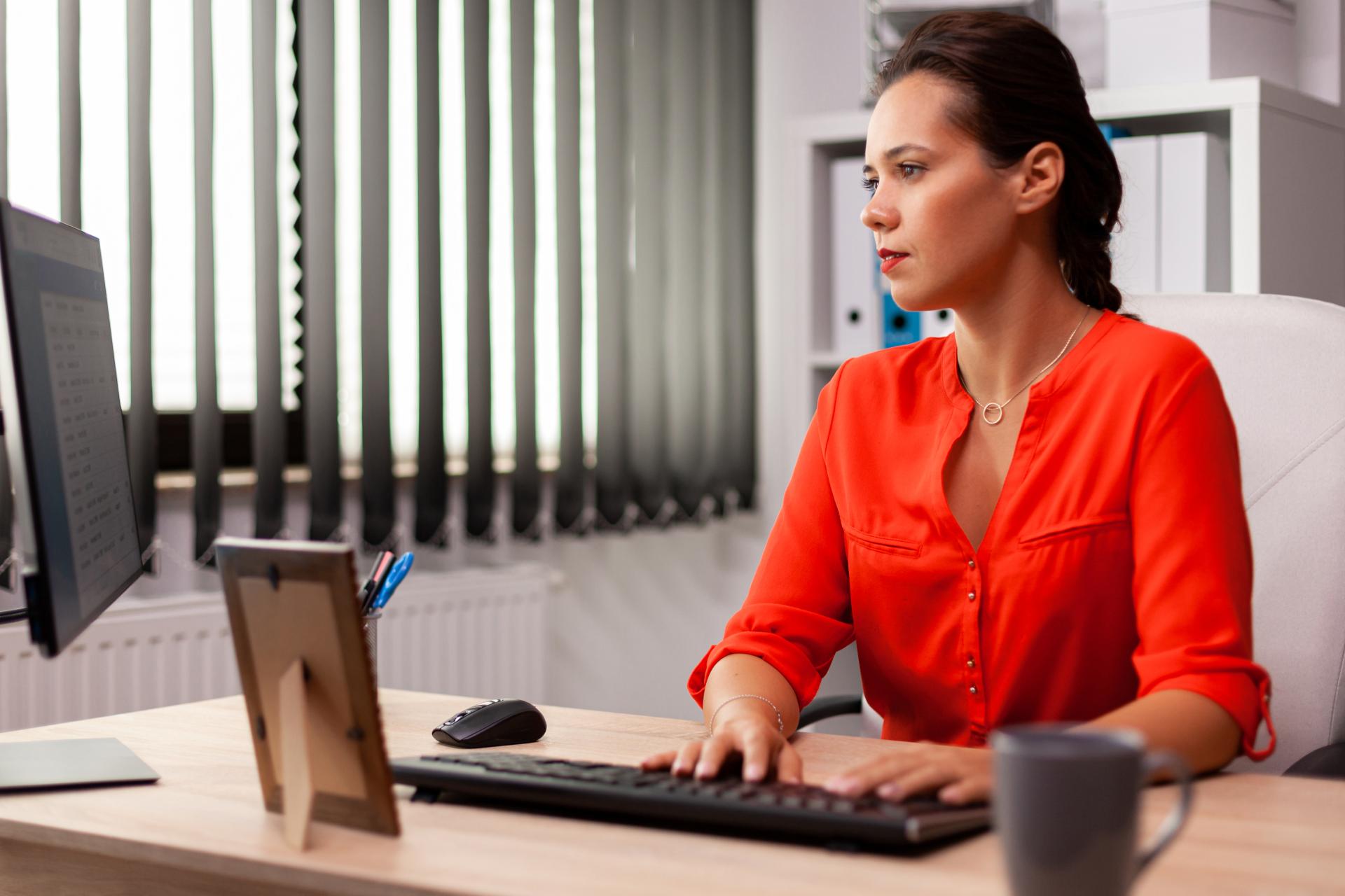 Jak rozliczyć sprzedaż materiałów w rachunku zysków i strat?