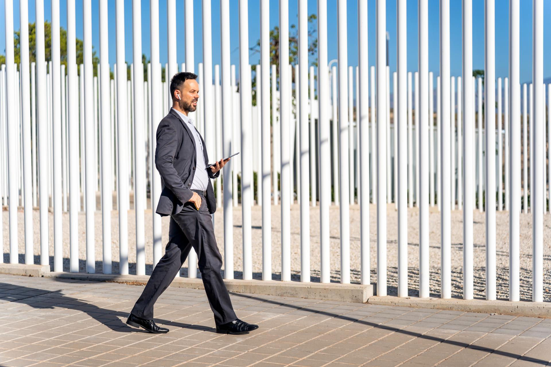 Czy zawsze należy udzielić pracownikowi dni wolne na poszukiwanie pracy?