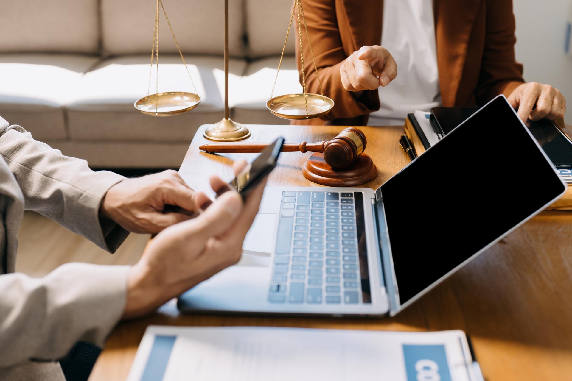 Prawo komunikacji elektronicznej a prawa użytkownika końcowego