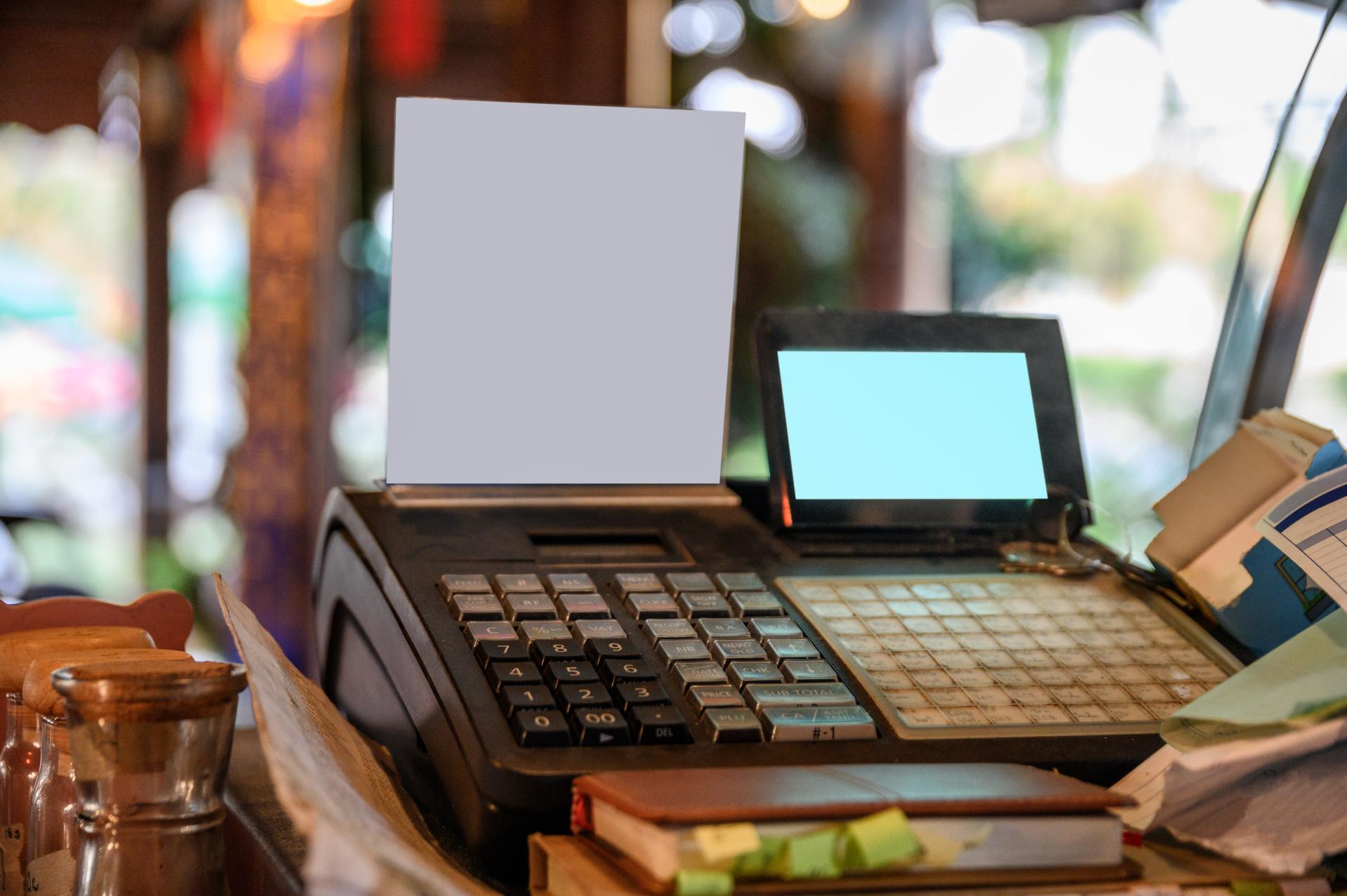 Sprzedaż bonów poprzez kasę fiskalną – zasady ewidencjonowania