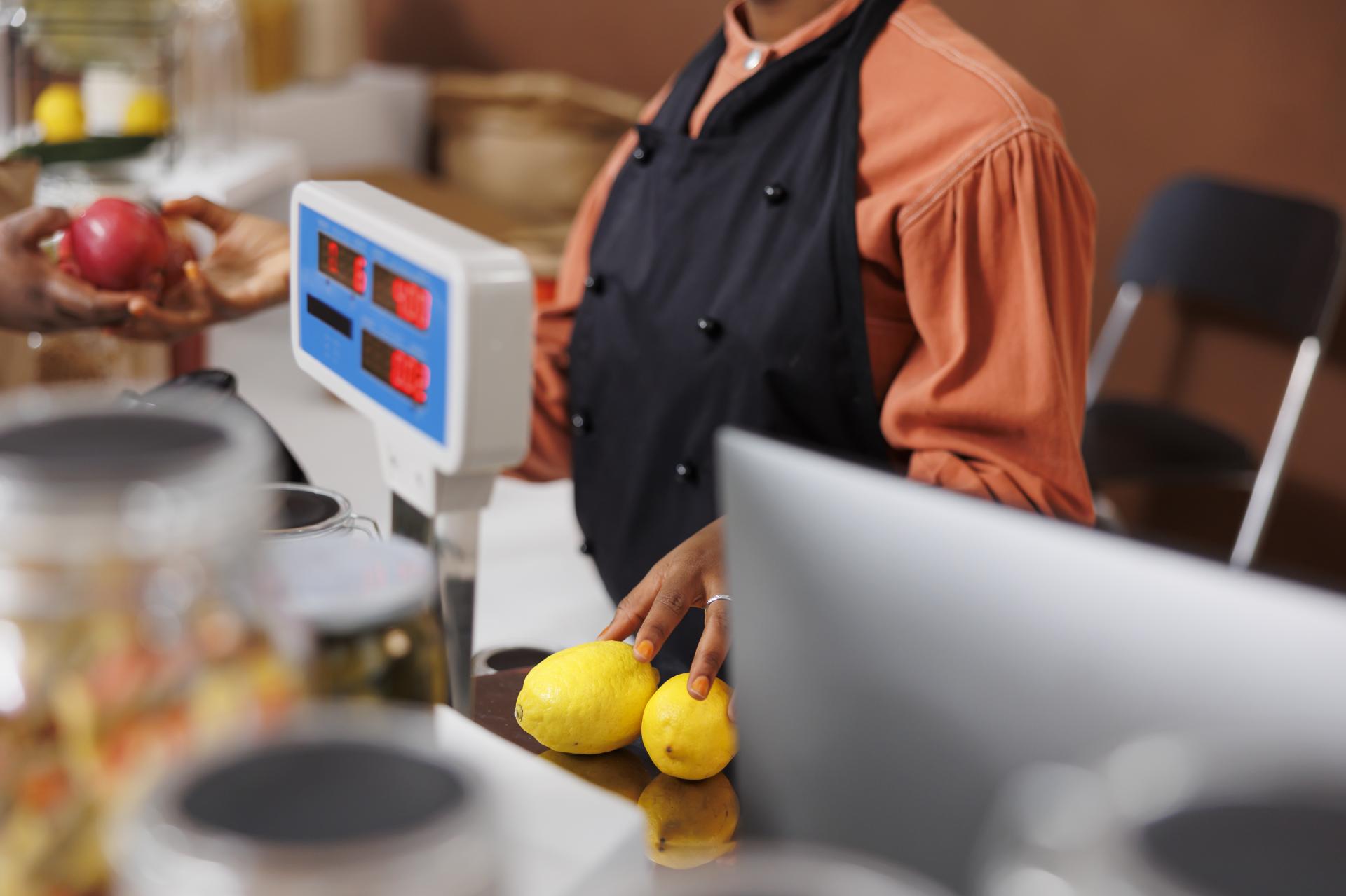 Sprzedaż usług z gratisem a kasa fiskalna