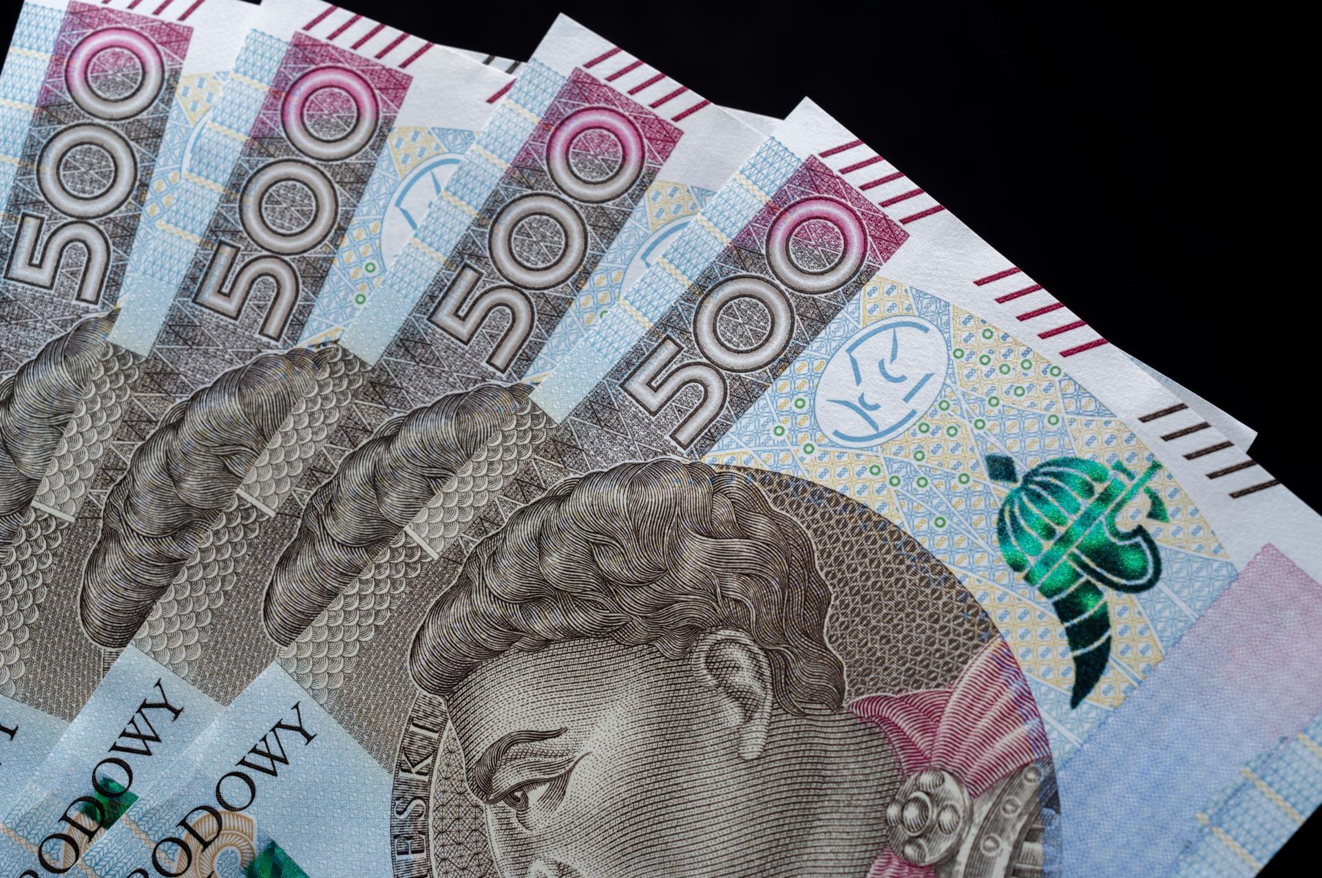 Anonimowa wpłata a darowizna - czy można uznać je za tożsame?