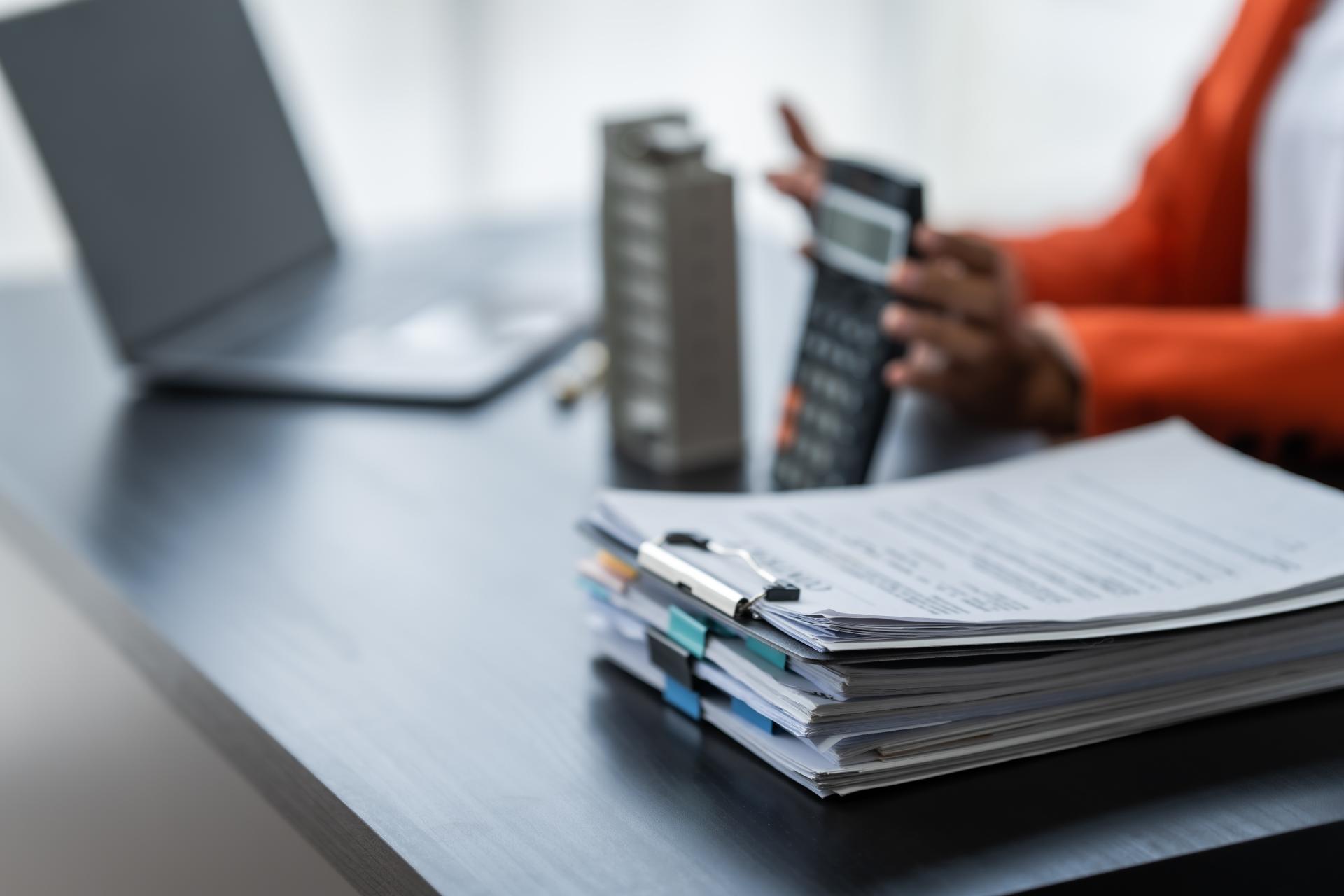 Naprawa składnika majątku i odszkodowanie związane ze zdarzeniem losowym w księgach rachunkowych