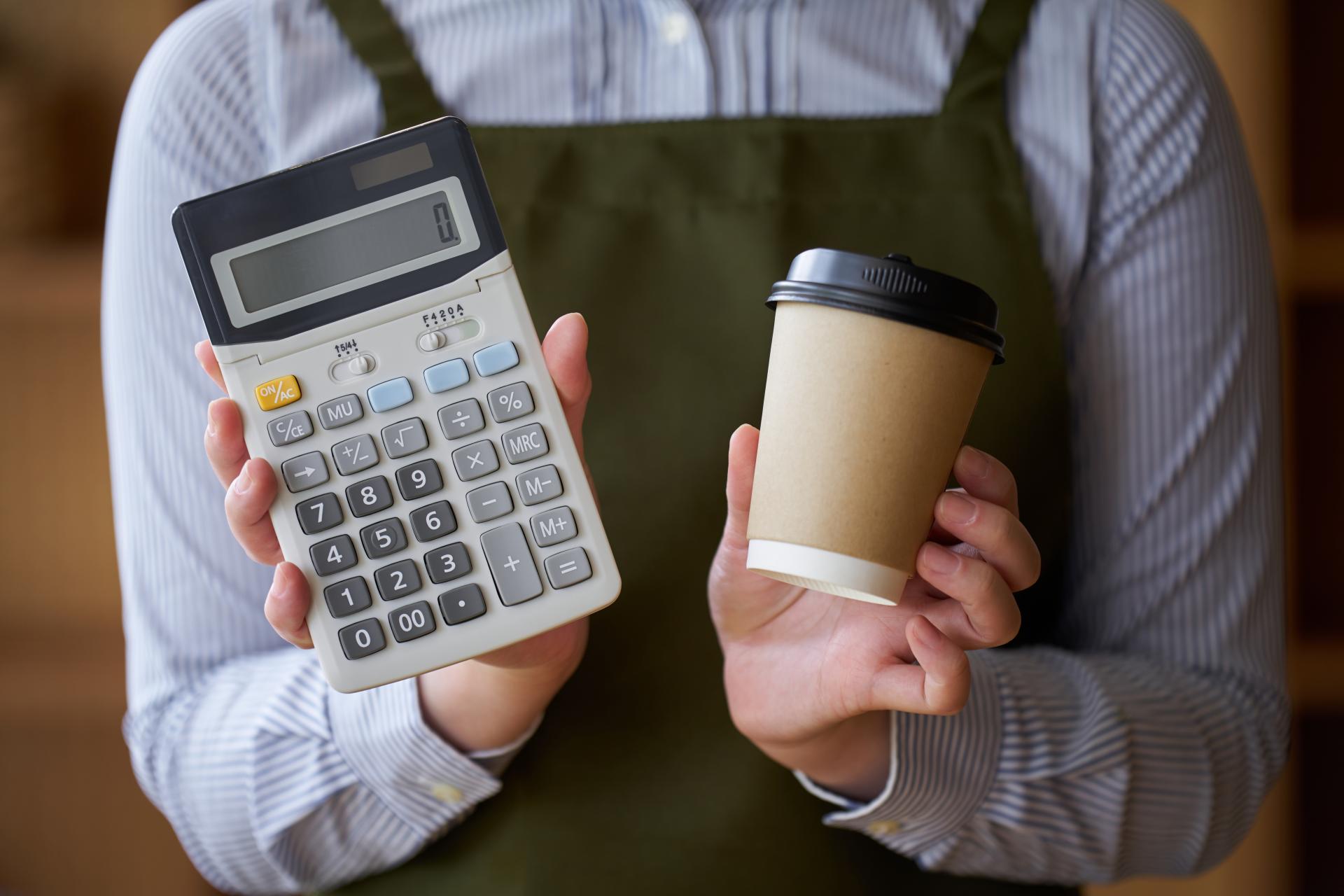 Pracownik na umowę zlecenie a koszt zakupu kawy i herbaty