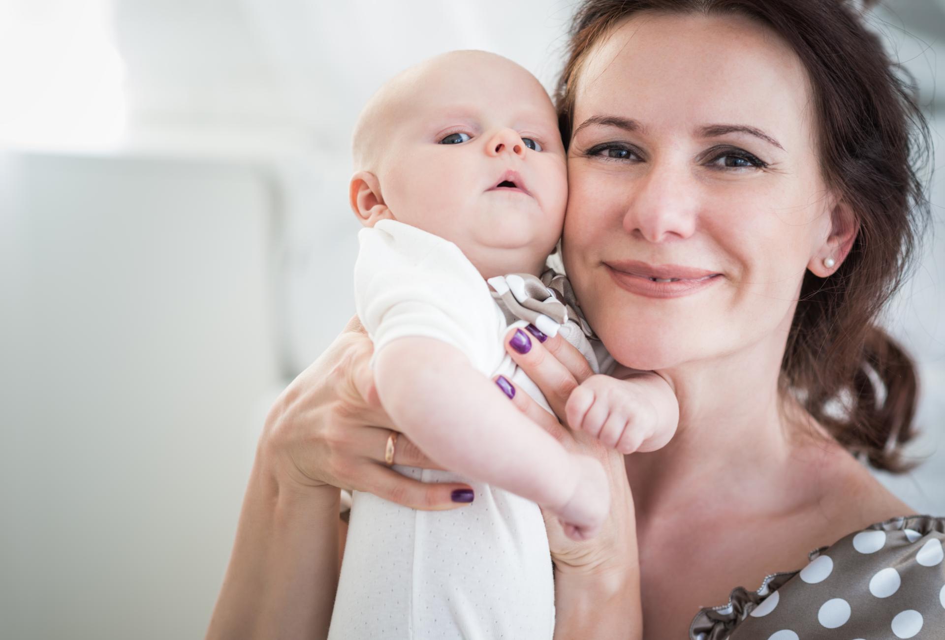 Wcześniejsza rezygnacja z urlopu rodzicielskiego – jak postępować? Instrukcja