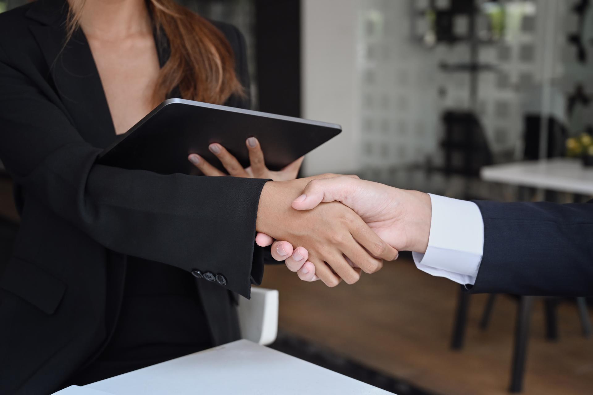 Ugoda z pracownikiem w razie szkody - wystąpienie do sądu o jej wykonanie