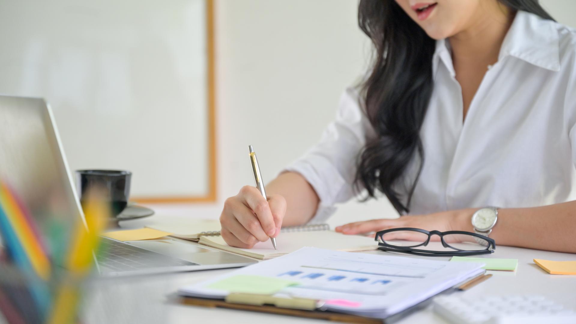 Umowa zlecenie z cudzoziemcem 2025 r.- zasady opodatkowania