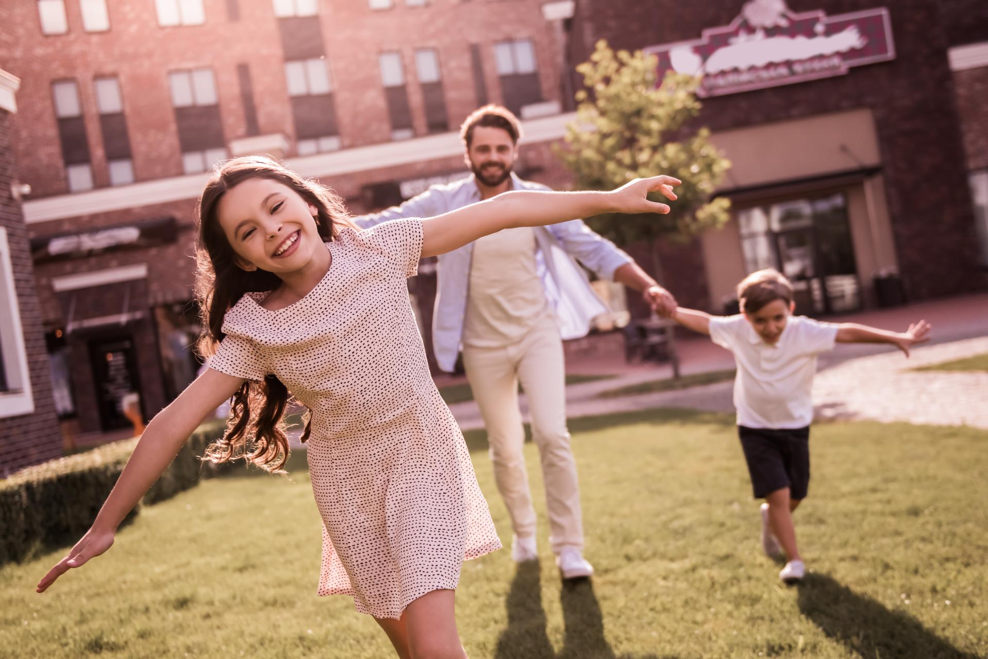 Czy urlop rodzicielski można łączyć z pracą?