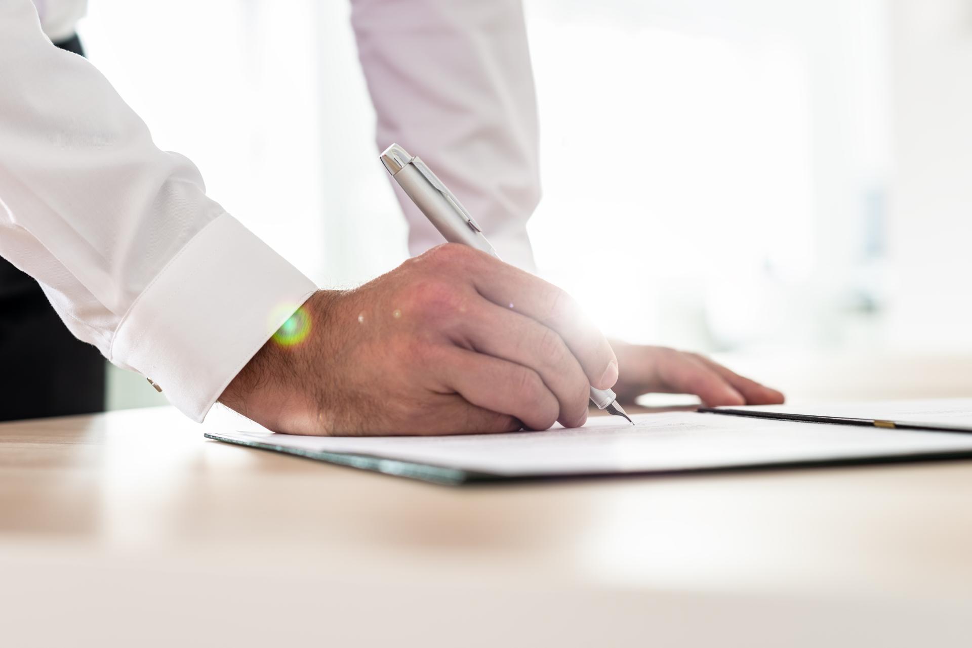 Czy niezgłoszona umowa najmu do urzędu skarbowego jest ważna?