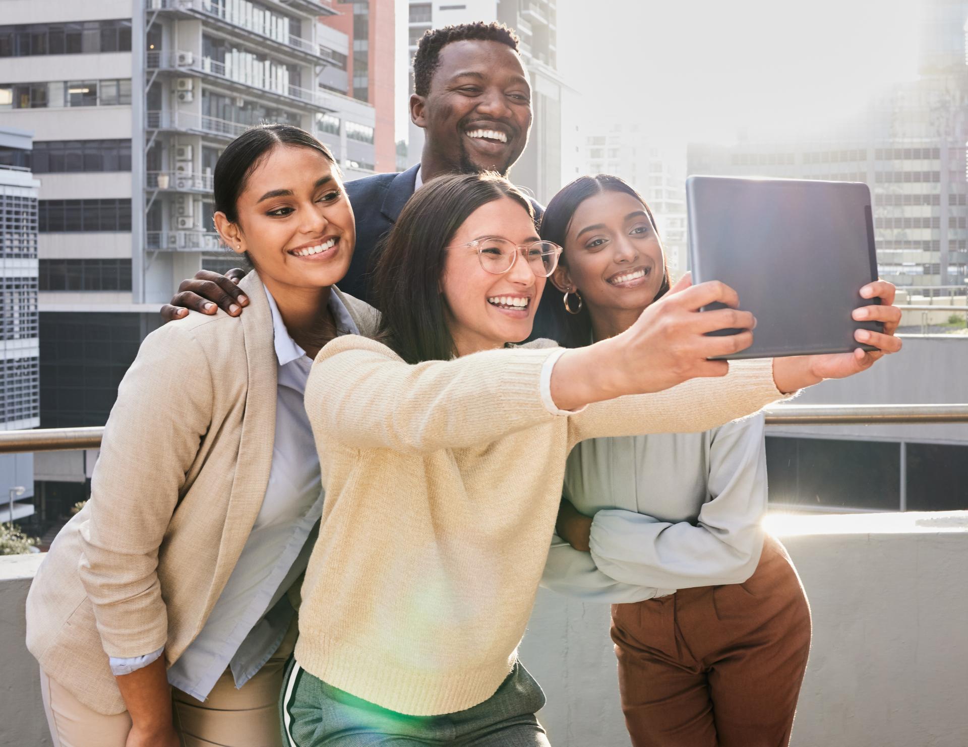 Aktywność pracownika w mediach społecznościowych - co wolno publikować pracownikowi?
