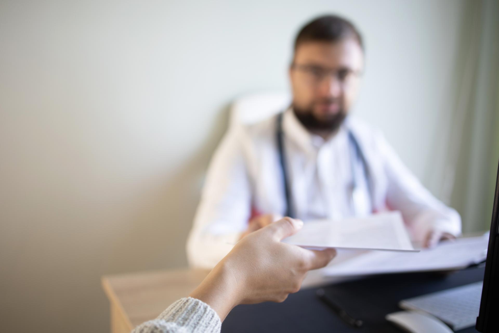 Wynagrodzenie chorobowe a okres wyczekiwania