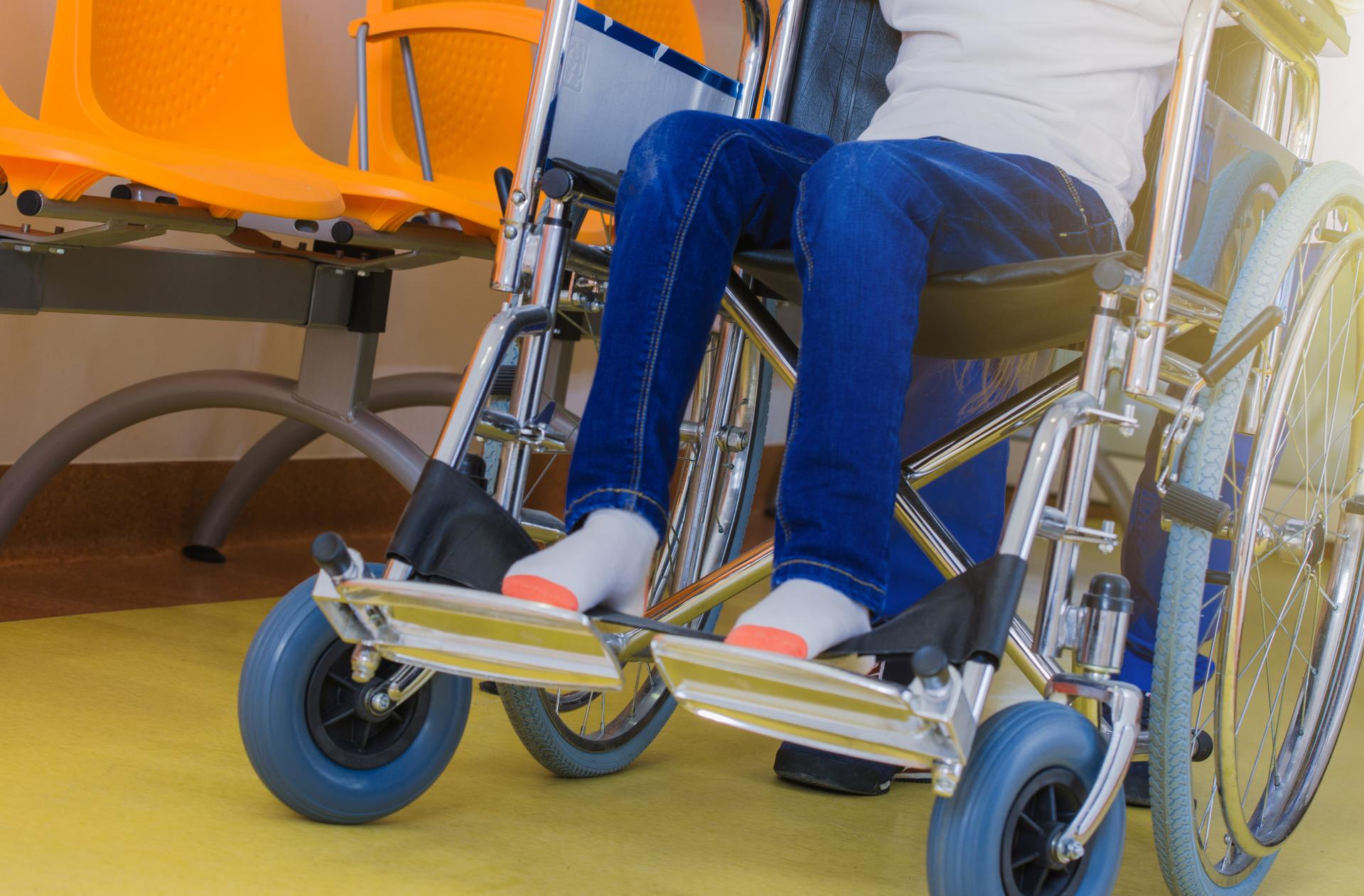 Specjalny zasiłek opiekuńczy 2025 - komu przysługuje?