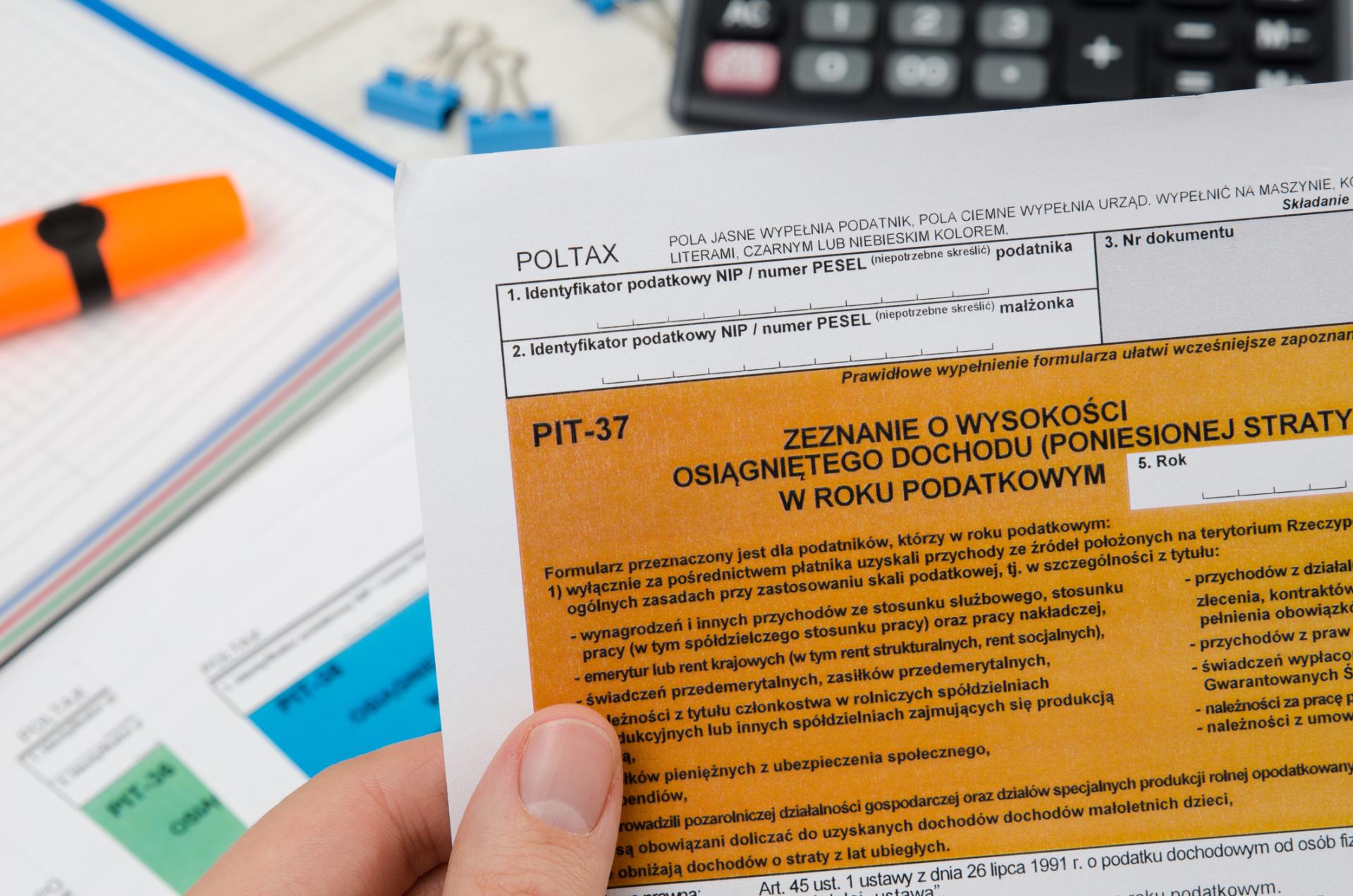 Jak rozliczyć PIT-37 jeżeli nie otrzymaliśmy od pracodawcy PIT-11