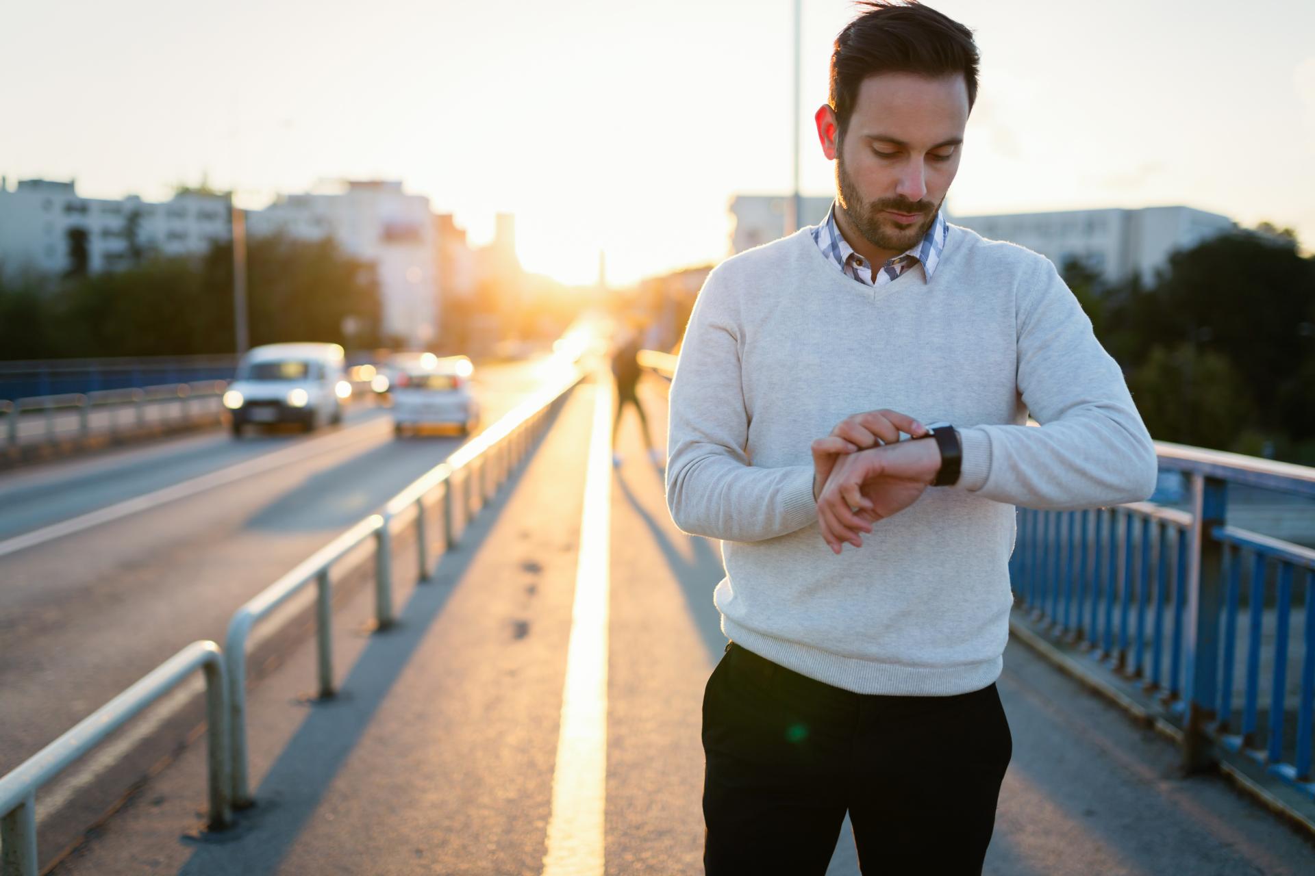 Czy zwolnienie lekarskie przerywa urlop szkoleniowy?