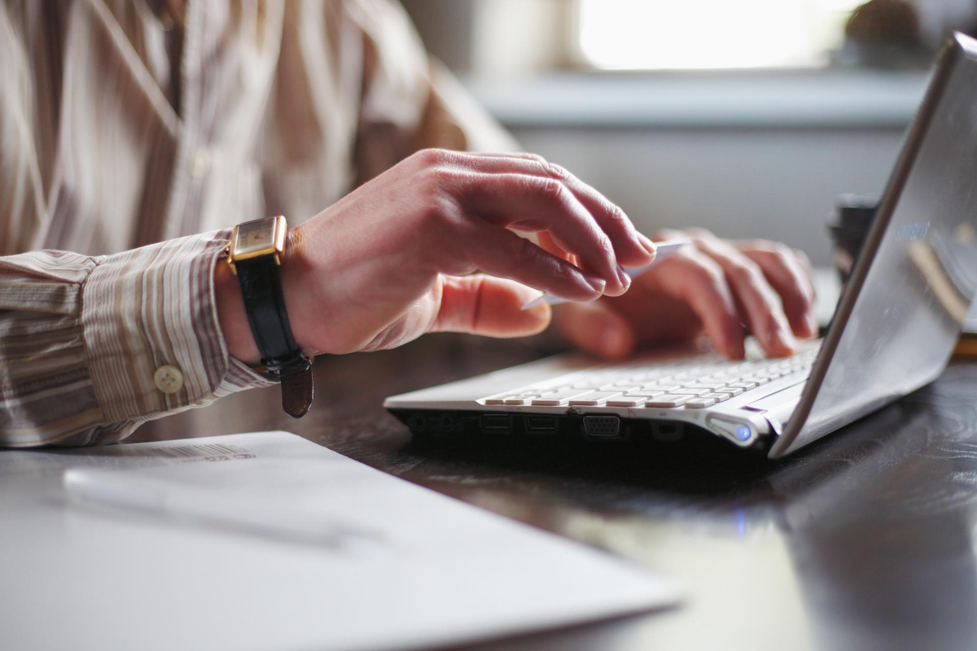 Umowa zlecenia w czasie urlopu wypoczynkowego