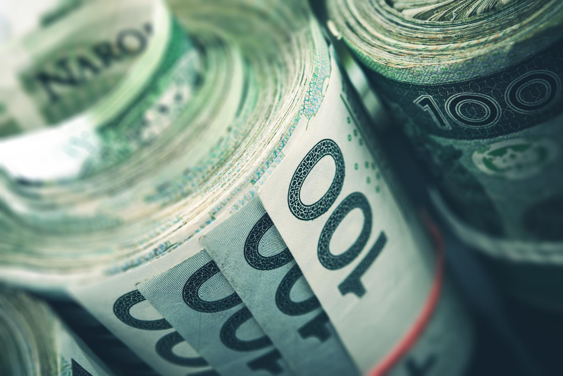 Pracownik otrzyma wyrównanie wynagrodzenia, gdy pracodawca pobrał za wysoki podatek!