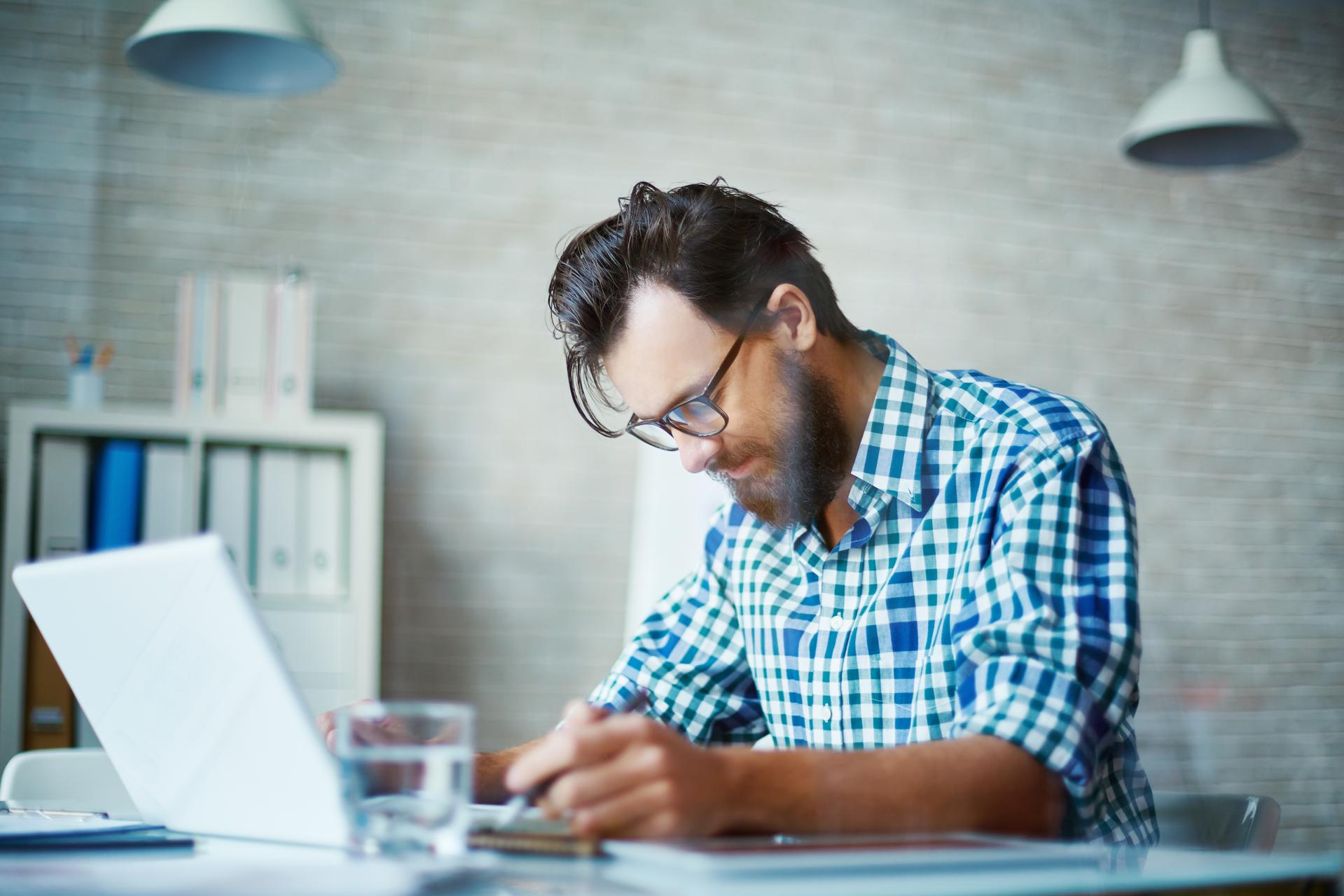 Jak napisać interesujące CV oparte na storytellingu?