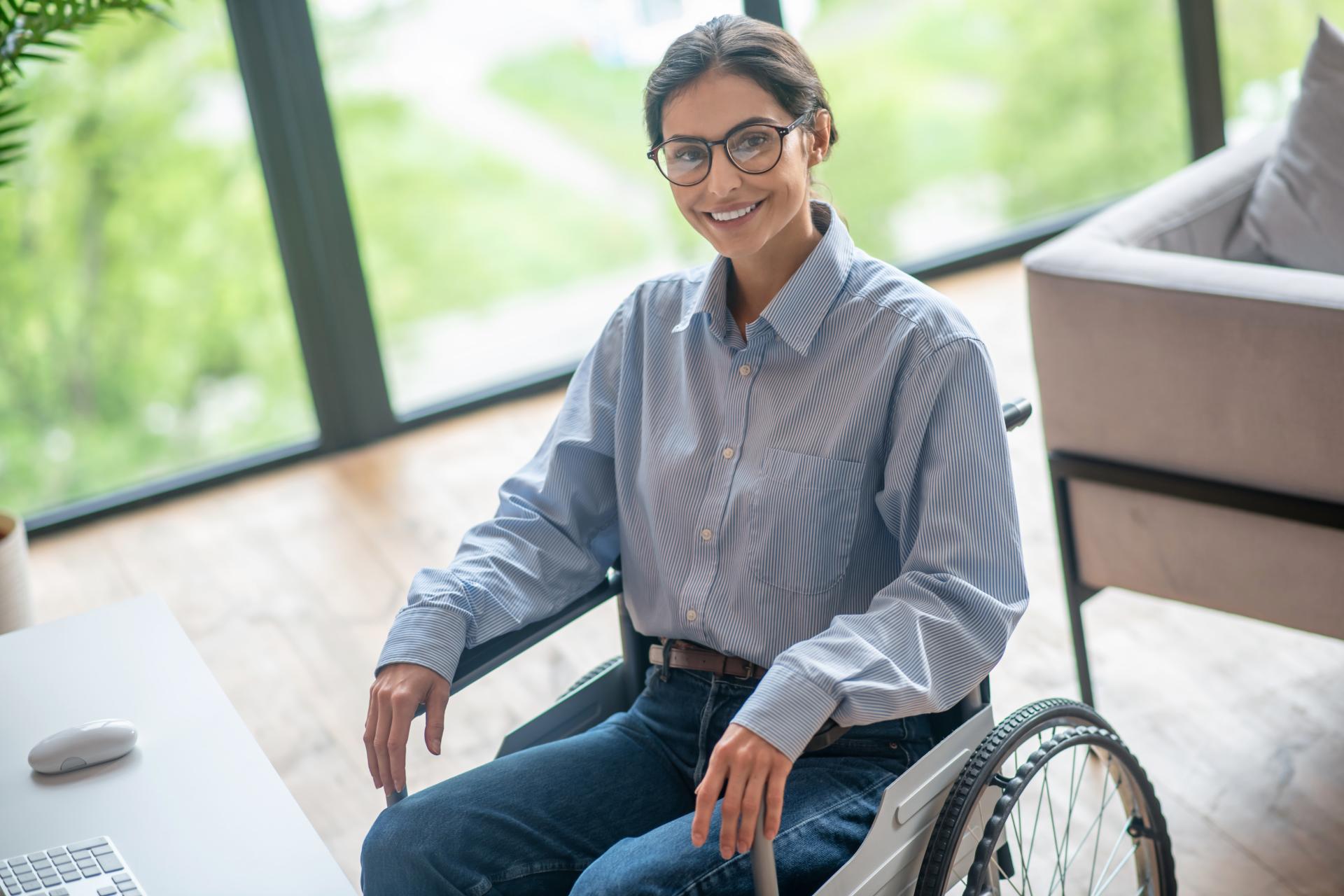 Przywileje osób z niepełnosprawnościami w zależności od orzeczonego stopnia niepełnosprawności